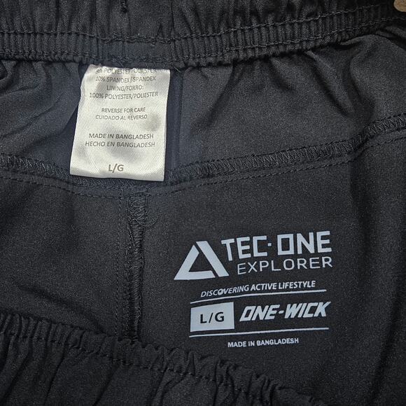 ❤️NWT❤️ Tec-One Explorer - Men's Athletic Shorts - Black with Red Zipper- Large - Picture 4 of 6